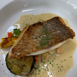 那覇市が一望できる首里の絶景イタリアンレストラン【YONASalute】ヨナサルウテ 